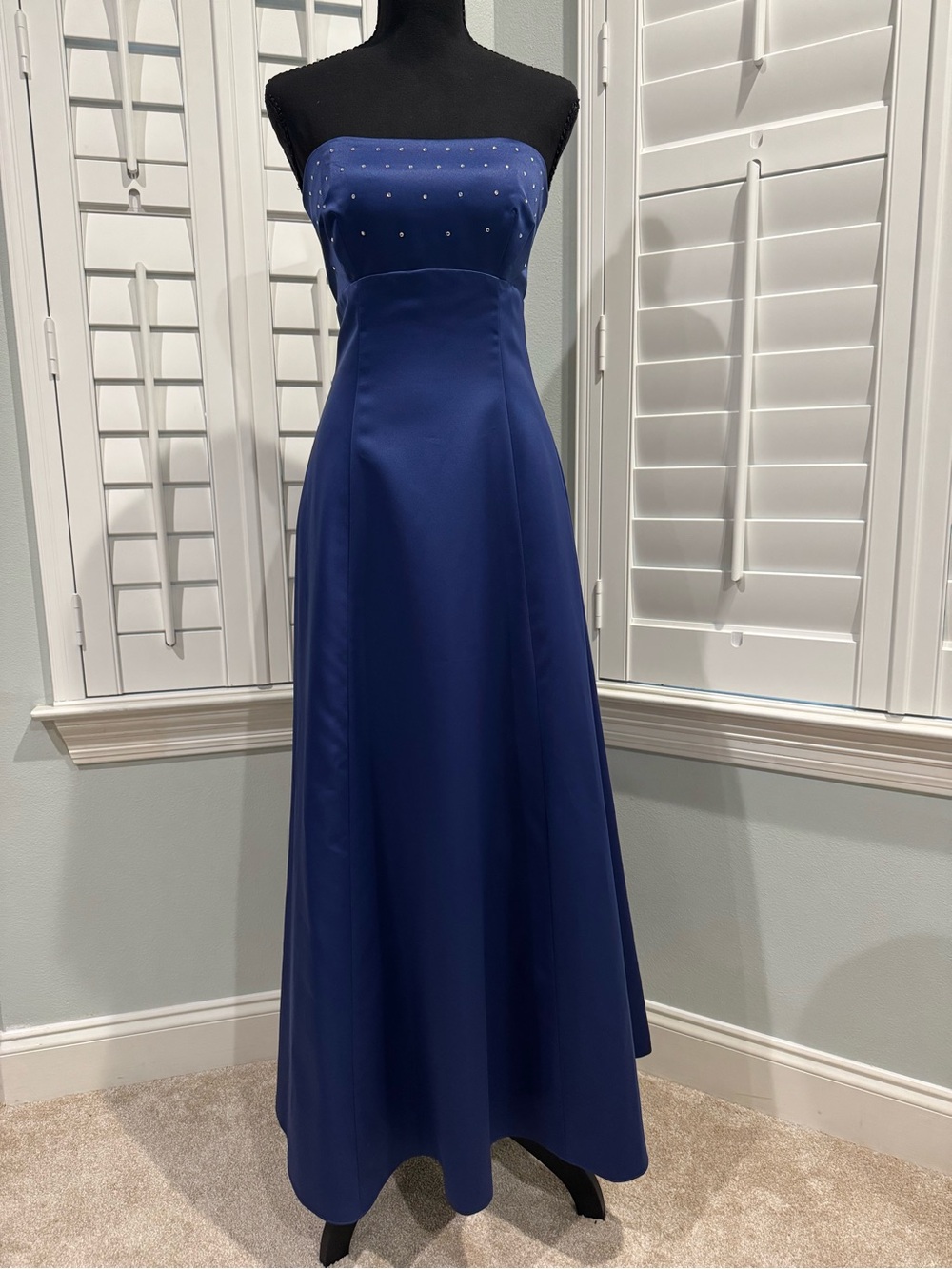 NWOT - Y2K Zum Zum by Niki Livas Strapless Sapphire Gown with Rhinestone Bodice